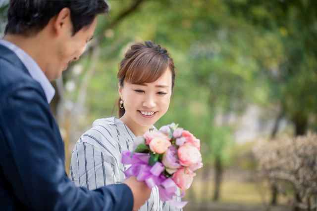 お金持ちと結婚したいなら結婚相談所がおすすめ？富裕層と婚活で出会う方法のイメージ画像