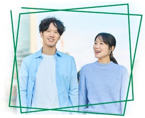 新婚笑顔の写真